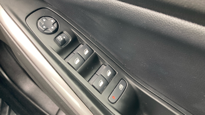 Vauxhall Grandland 1.2 Turbo Ultimate 5dr Auto Petrol Hatchback